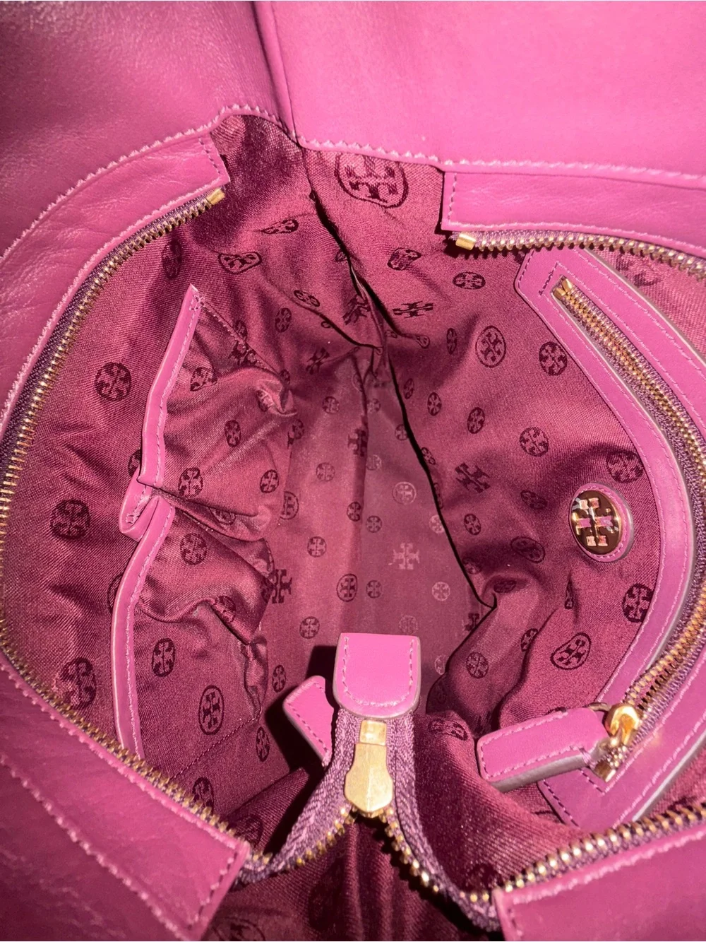 Tory Burch Priscilla Hobo